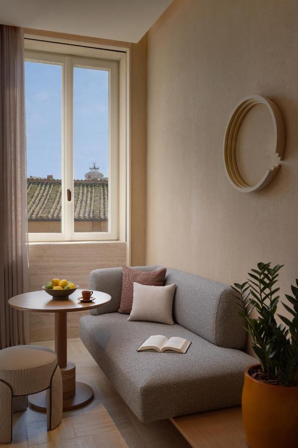 Six Senses Rome Hotel ภายนอก รูปภาพ
